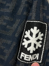 Load image into Gallery viewer, vinatge Fendi monogram knittedsweater {S}
