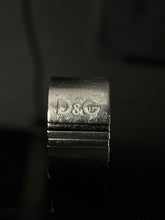 Charger l&#39;image dans la galerie, vintage Dolce &amp; Gabbana ring
