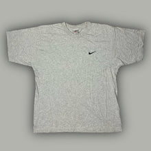 Lade das Bild in den Galerie-Viewer, vintage Nike t-shirt
