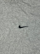 Lade das Bild in den Galerie-Viewer, vintage Nike t-shirt
