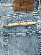 Φόρτωση εικόνας στο εργαλείο προβολής Συλλογής, vintage Burberry jeans
