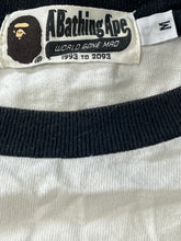 Cargar imagen en el visor de la galería, vintage Bape 3/4 t-shirt {M}
