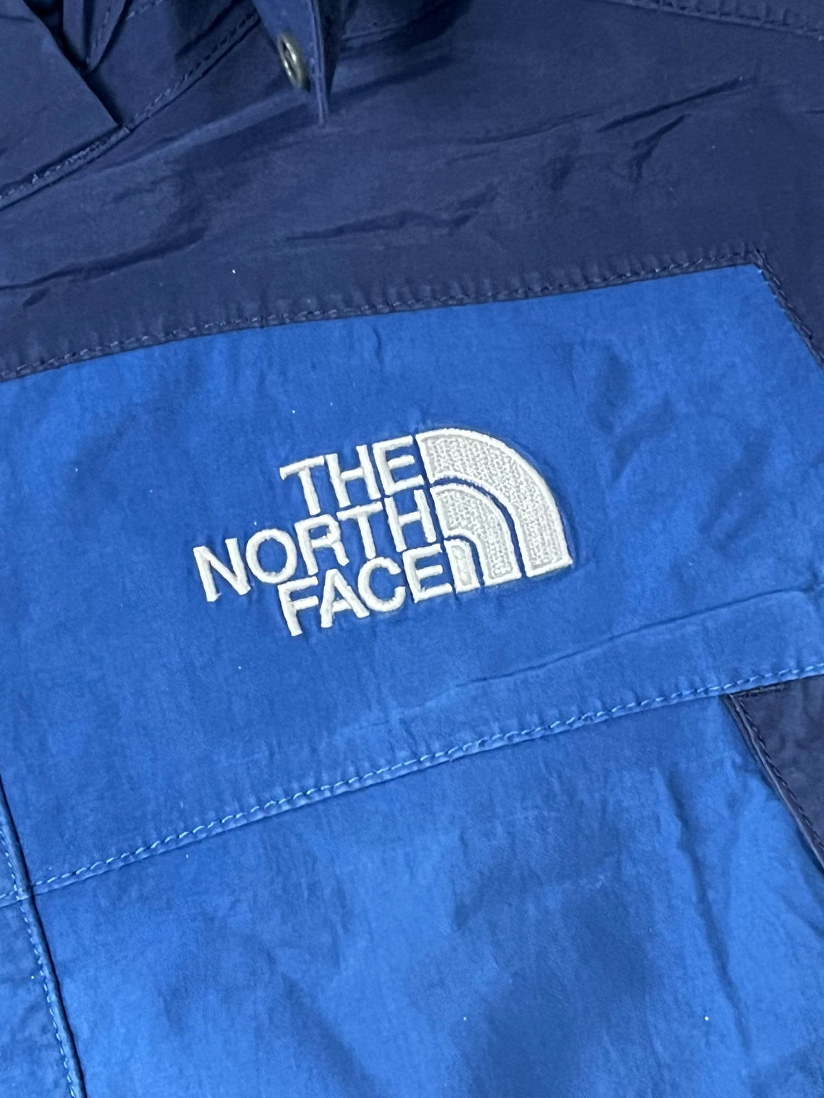 vintage The North Face windbreaker {M}