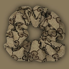 Cargar imagen en el visor de la galería, reworked vintage Gucci scrunchie (authentic Gucci Material ) - 439sportswear
