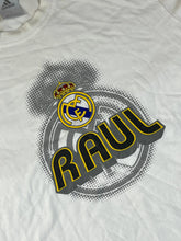 Lade das Bild in den Galerie-Viewer, vintage Adidas Raul Real Madrid t-shirt Adidas
