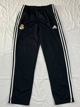 Carica l&#39;immagine nel visualizzatore di Gallery, vintage Adidas Real Madrid tracksuit SAMPLE Adidas
