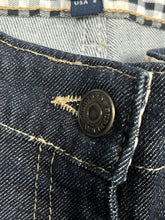 Charger l&#39;image dans la galerie, vintage Burberry jeans Burberry
