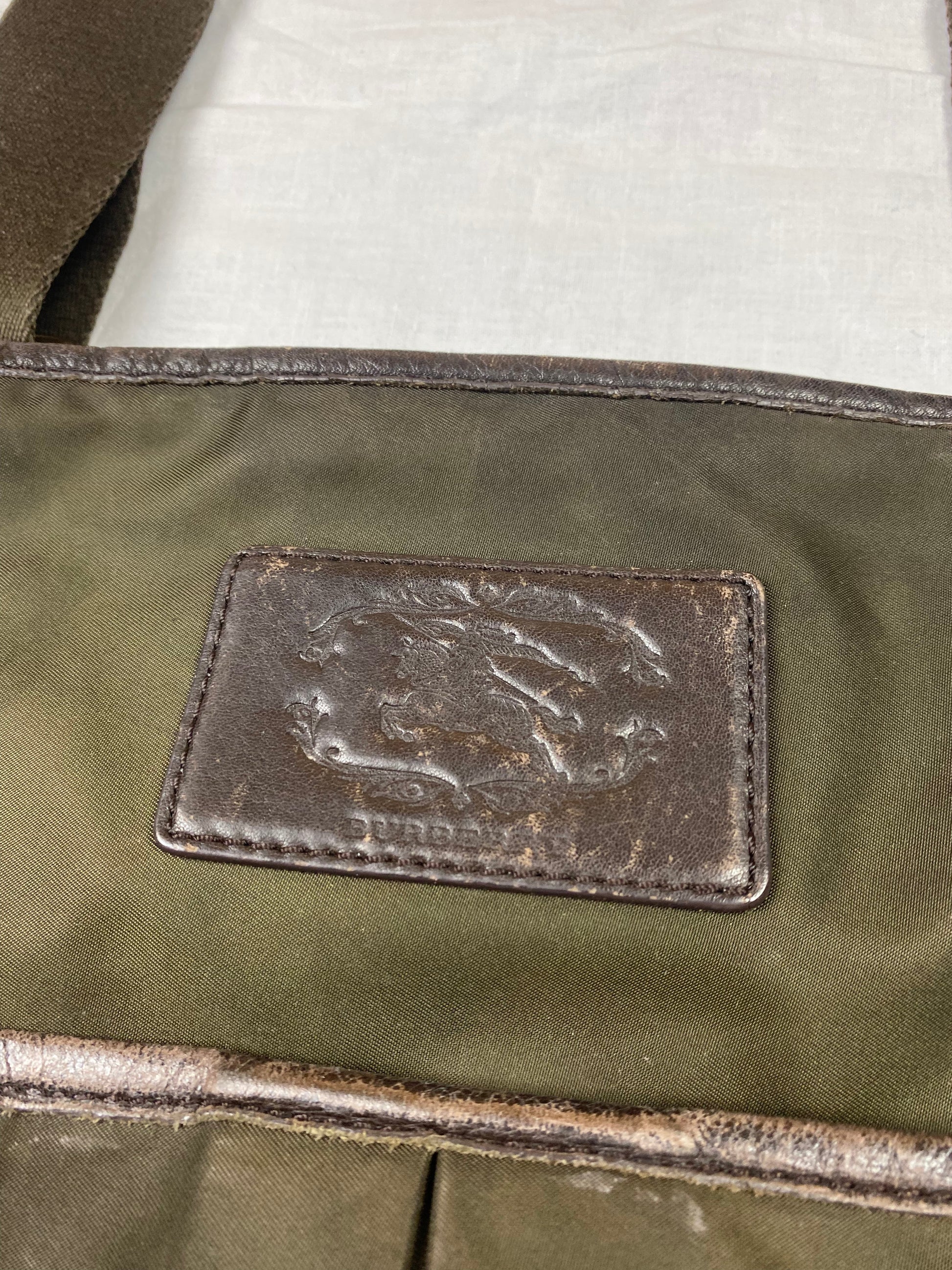 vintage Burberry sling bag Burberry