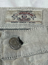 Cargar imagen en el visor de la galería, vintage Emporio Armani jeans beige Emporio Armani
