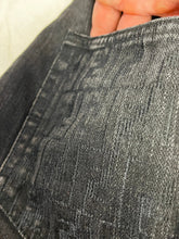 Carregar imagem no visualizador da galeria, vintage FENDI jeans Fendi
