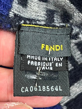 Carica l&#39;immagine nel visualizzatore di Gallery, vintage Fendi beanie Fendi
