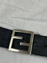 Cargar imagen en el visor de la galería, vintage Fendi belt Fendi
