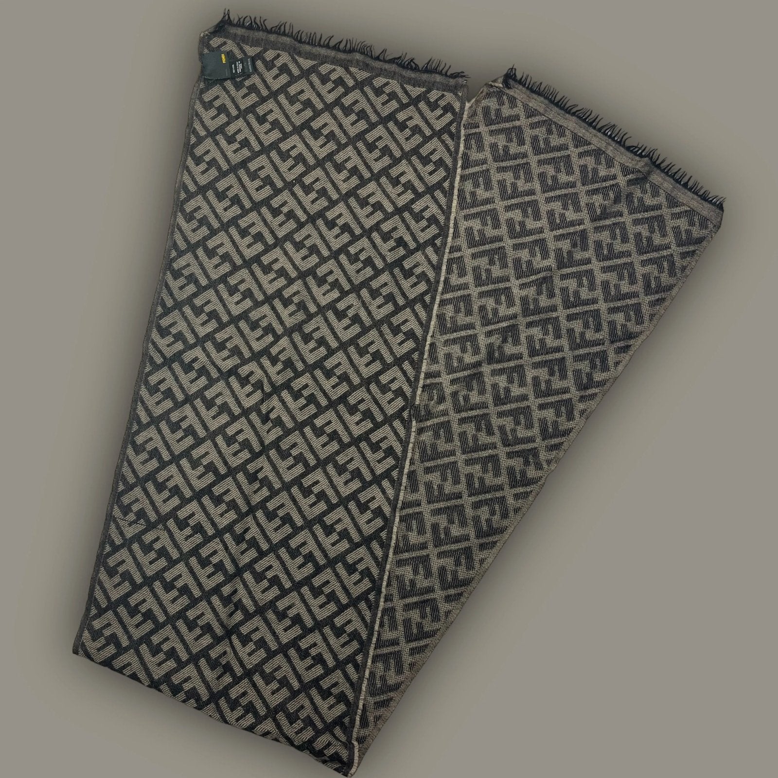 vintage Fendi foulard Fendi