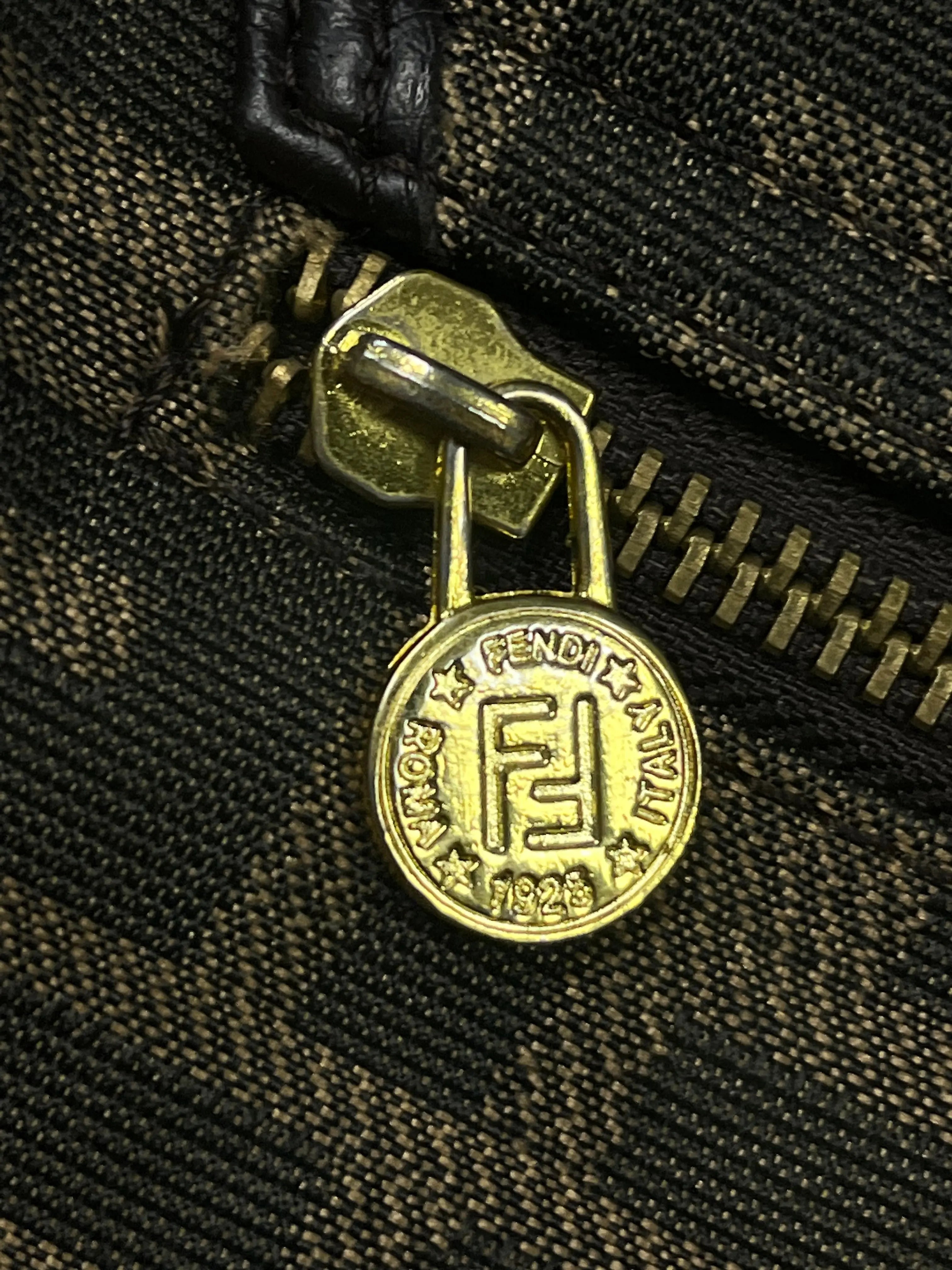 vintage Fendi laptop messenger bag Fendi