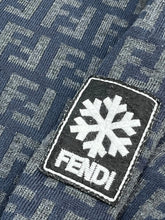Carregar imagem no visualizador da galeria, vintage Fendi monogram knittedsweater Fendi
