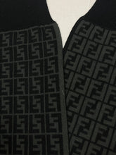 Carica l&#39;immagine nel visualizzatore di Gallery, vintage Fendi scarf Fendi
