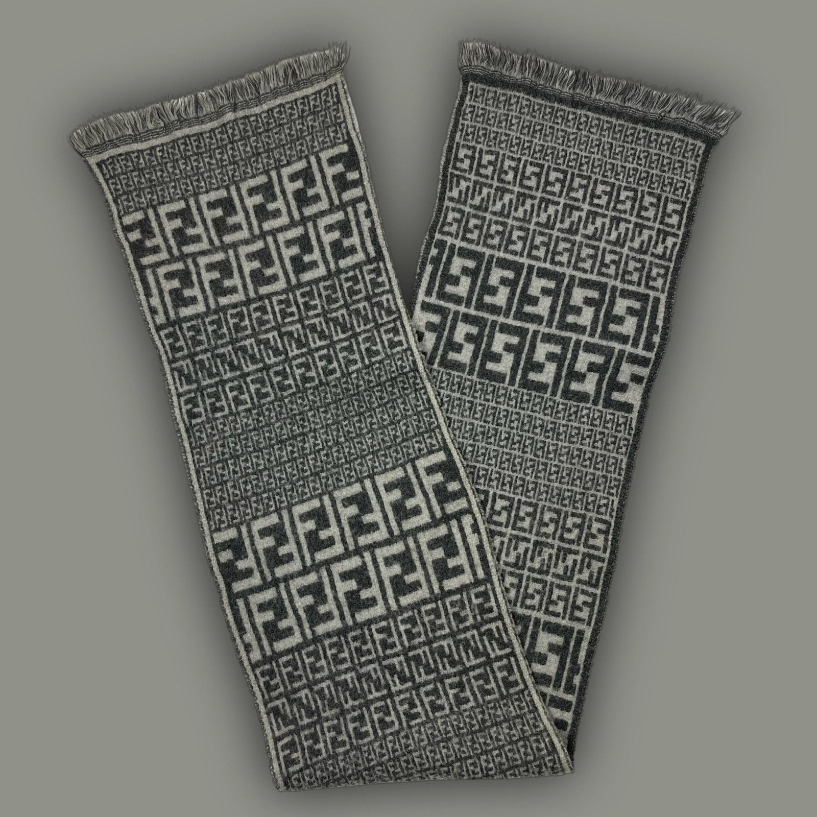Fendi vintage scarf 2025