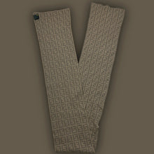 Charger l&#39;image dans la galerie, vintage Fendi scarf Fendi
