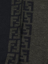 Cargar imagen en el visor de la galería, vintage Fendi scarf Fendi
