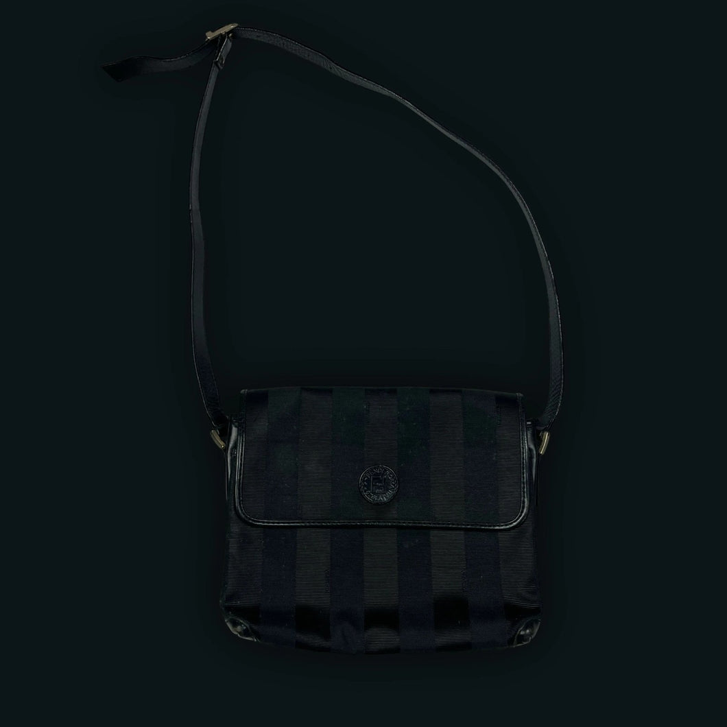 vintage Fendi sling bag Fendi