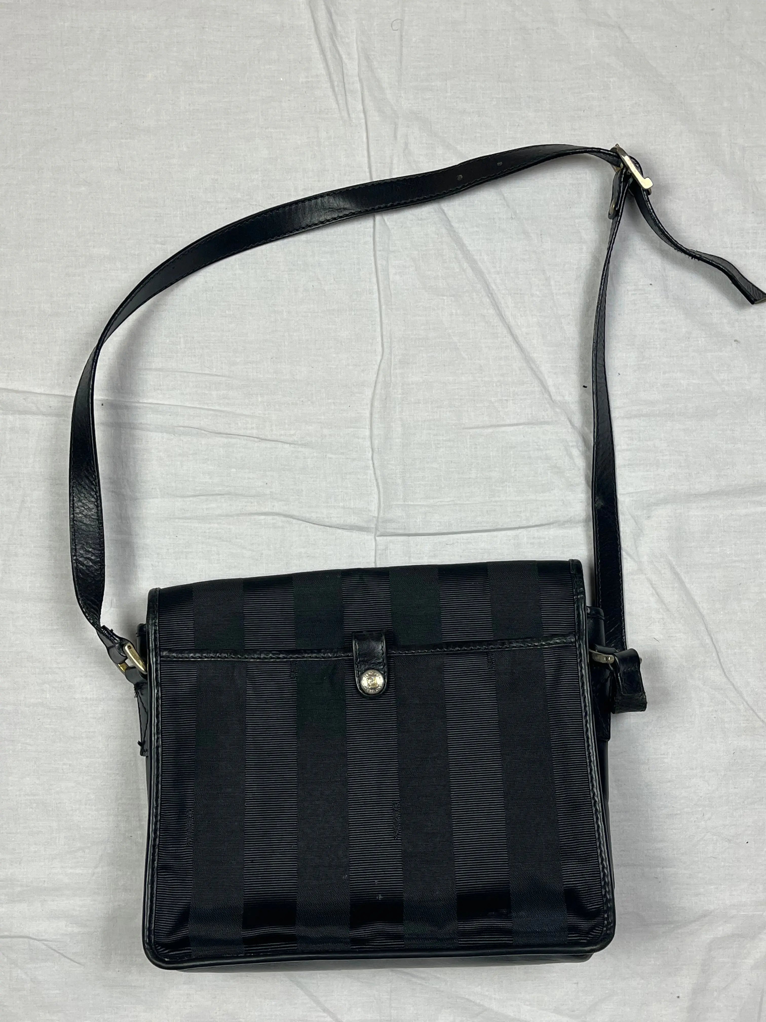 vintage Fendi sling bag Fendi