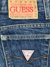 Lade das Bild in den Galerie-Viewer, vintage Guess jeans GUESS
