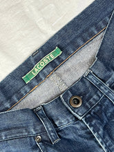 Lade das Bild in den Galerie-Viewer, vintage Lacoste jeans with patch Lacoste
