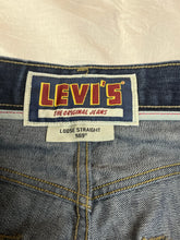 Carregar imagem no visualizador da galeria, vintage Levis jeans Levis
