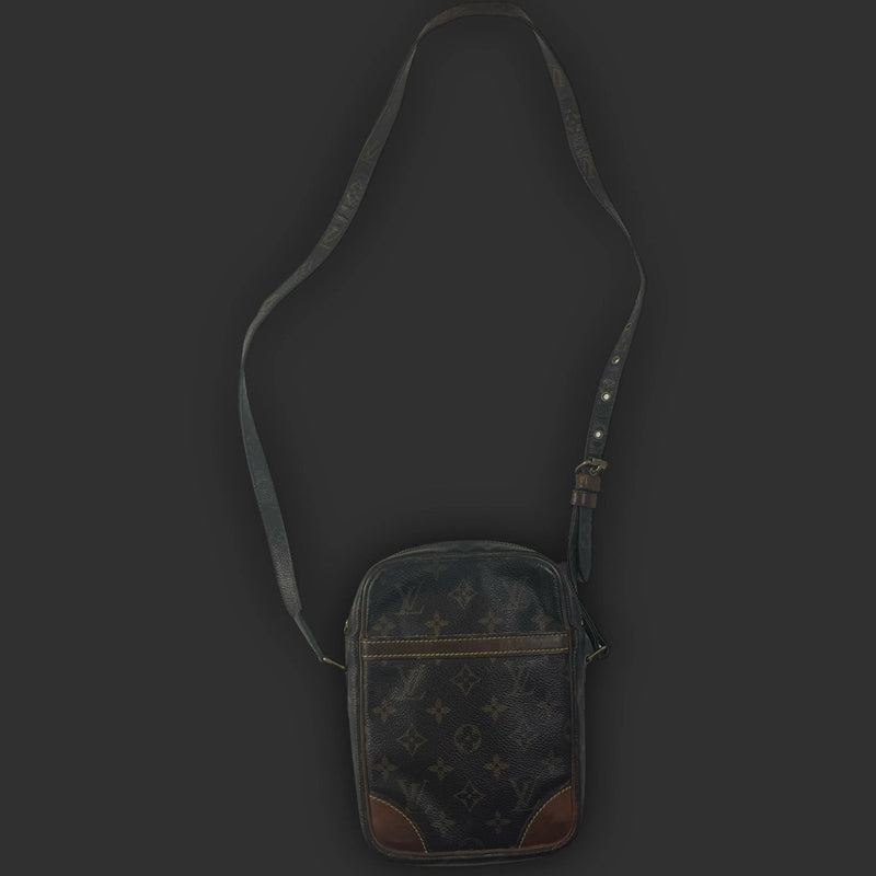 vintage Louis Vuitton danube sling bag Louis Vuitton