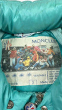 Cargar imagen en el visor de la galería, vintage Moncler Grenoble pufferjacket winterjacket Moncler
