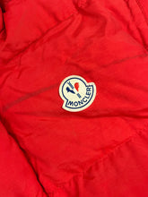 Carregar imagem no visualizador da galeria, vintage Moncler Grenoble winterjacket Moncler
