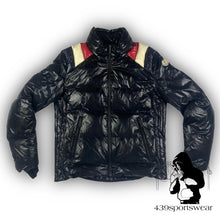 Carica l&#39;immagine nel visualizzatore di Gallery, vintage Moncler pufferjacket Moncler
