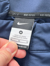 Carica l&#39;immagine nel visualizzatore di Gallery, vintage Nike Fc Manchester City windbreaker Nike
