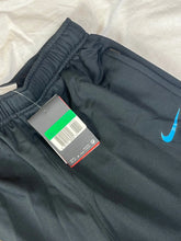 Cargar imagen en el visor de la galería, vintage Nike Inter Milan jogger season: 2010-2011 Nike
