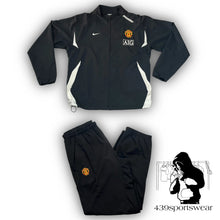 Load image into Gallery viewer, vintage Nike Manchester United tracksuit Nike
