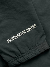 Lade das Bild in den Galerie-Viewer, vintage Nike Manchester United windbreaker Nike
