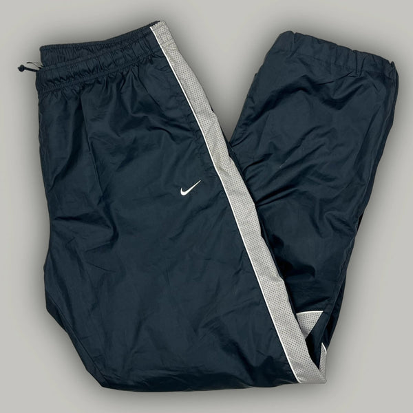 Nike retro track pants top