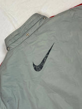 Cargar imagen en el visor de la galería, vintage Nike winterjacket Nike
