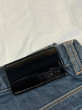 Carregar imagem no visualizador da galeria, vintage Prada jeans Prada
