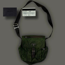 Carica l&#39;immagine nel visualizzatore di Gallery, vintage Prada sling bag Prada
