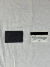 Carica l&#39;immagine nel visualizzatore di Gallery, vintage Prada sling bag Prada
