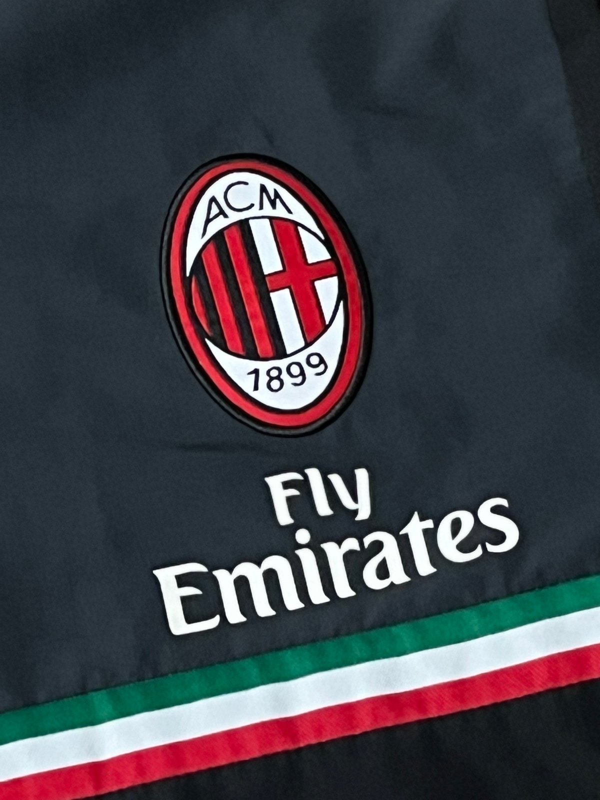 vintage Adidas Ac Milan windbreaker {L} - 439sportswear