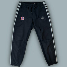 Lade das Bild in den Galerie-Viewer, vintage Adidas Fc Bayern Munich tracksuit {XL} - 439sportswear
