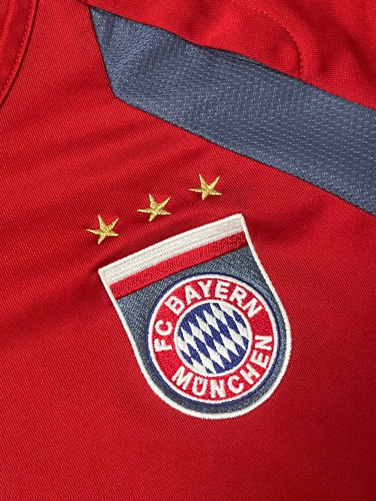 vintage Adidas Fc Bayern Munich trainingsjersey {M} - 439sportswear