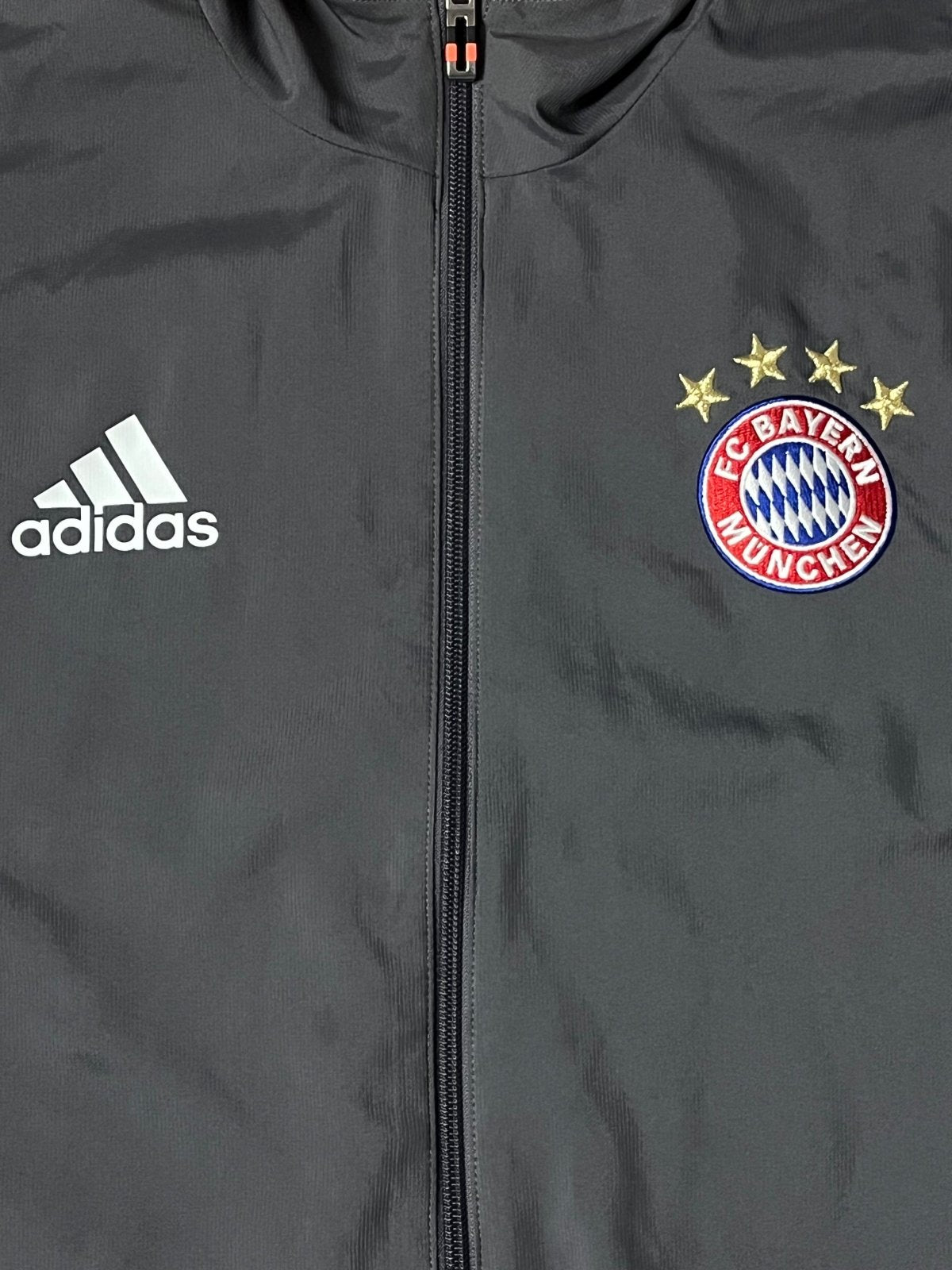 vintage Adidas Fc Bayern Munich windbreaker {M} - 439sportswear