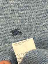 Carica l&#39;immagine nel visualizzatore di Gallery, vintage babyblue Burberry knittedsweater Burberry
